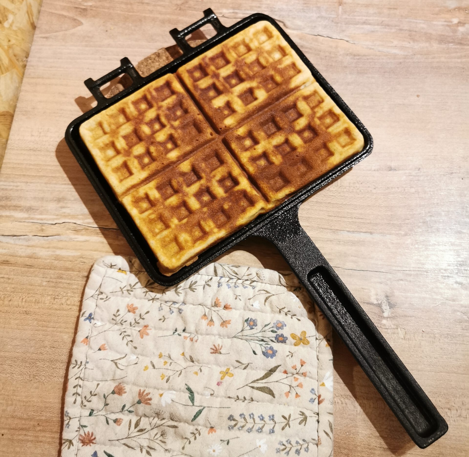 Du betrachtest gerade Rezept: Waffeln (mit eingeweichtem Mehl)